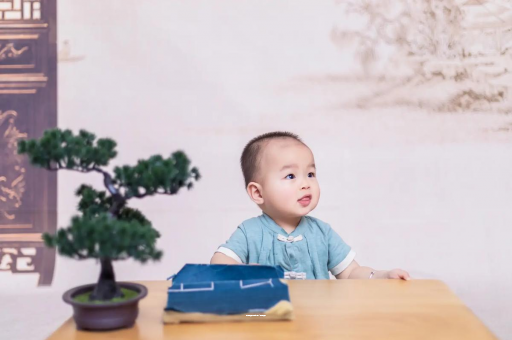 范县宝宝喊肚子疼怎么回事
